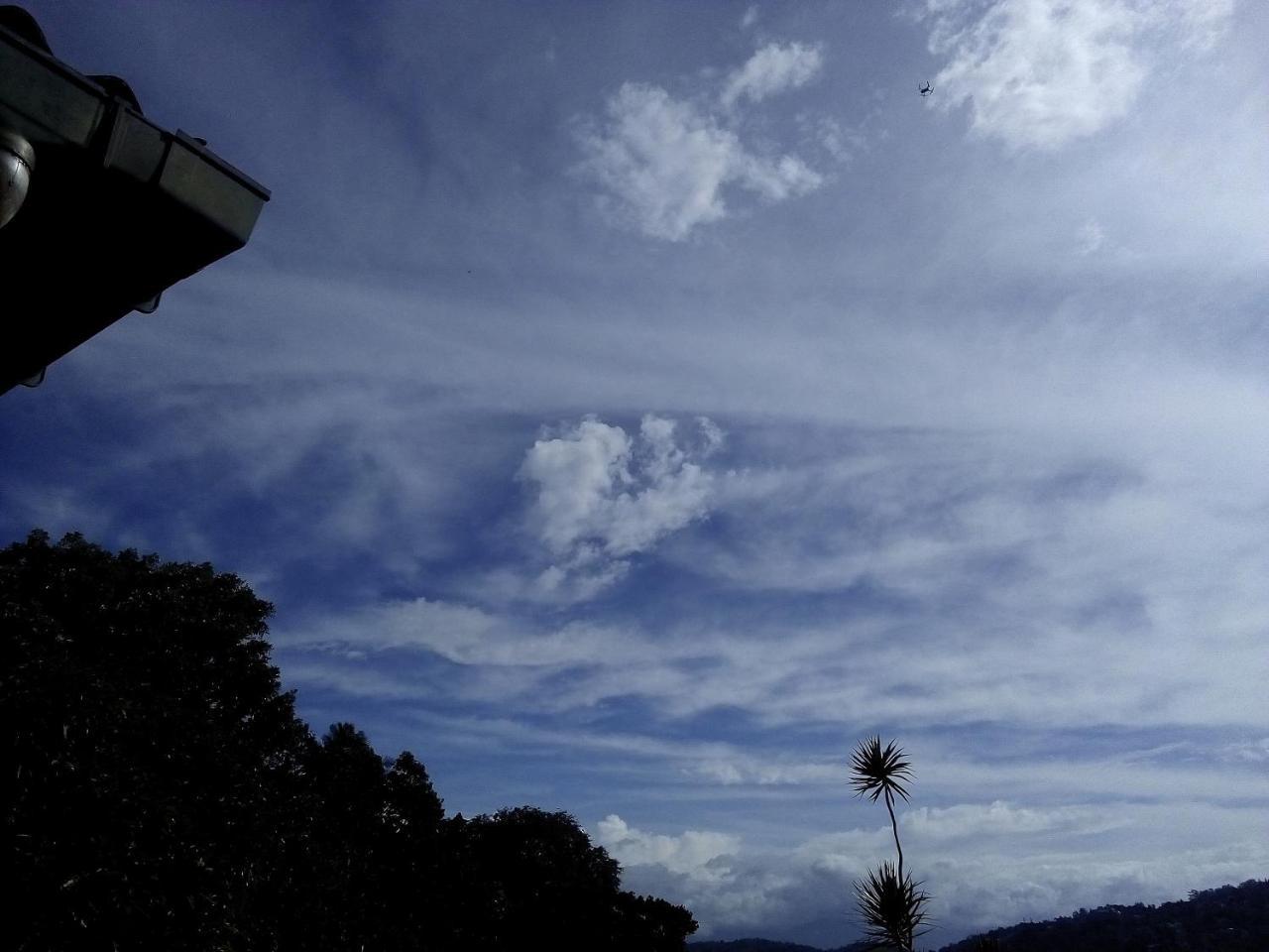 Evergreen Kandy Exterior photo